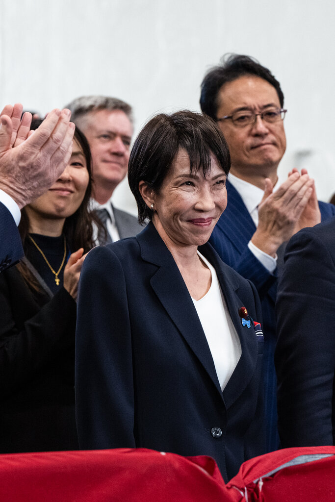 高市早苗是日本首位女性首相。