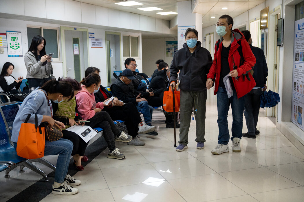 寧波大學附屬人民醫院的一間候診室。研究人員表示,需要更多數據來證明PANDA能否發現足夠多的早期病例,從而抵消誤報和不必要檢查帶來的風險。