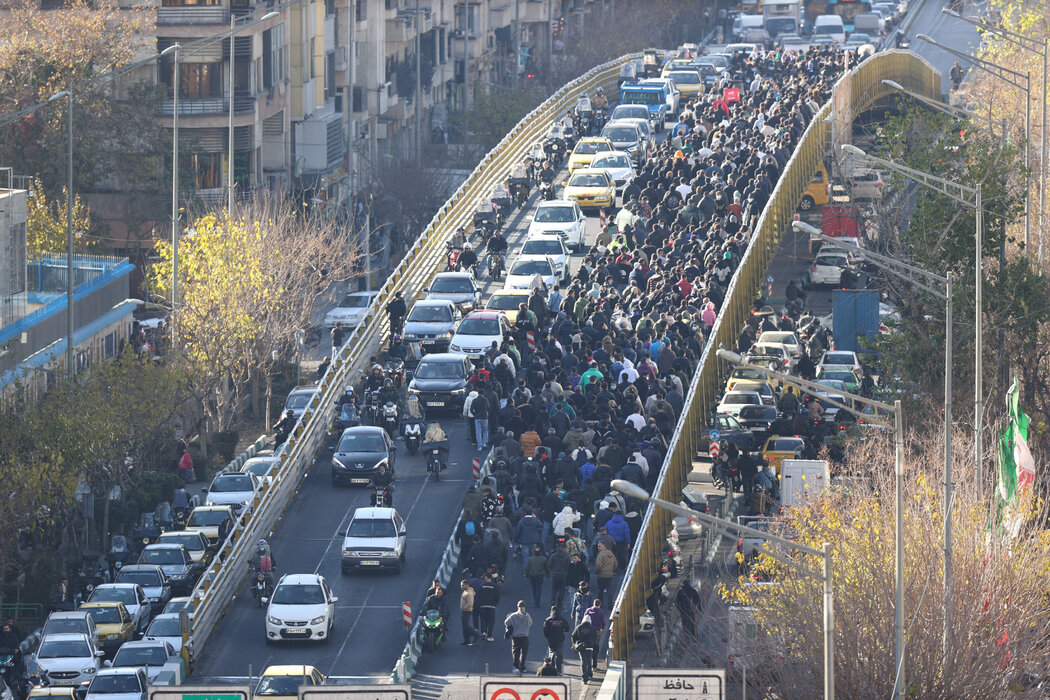 伊朗國家媒體發布的一張照片顯示,12月29日德黑蘭發生抗議活動。