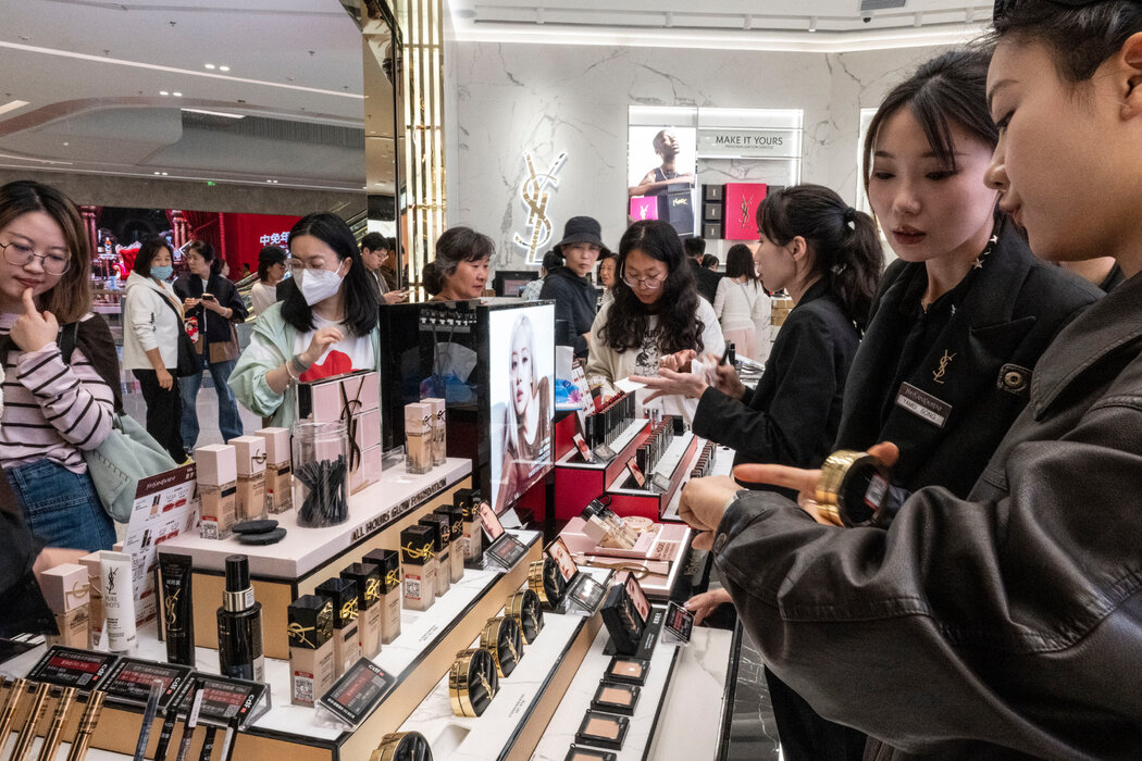 絕大多數外國商品可自由進入海南,但流向中國其他地區受到嚴格限制。