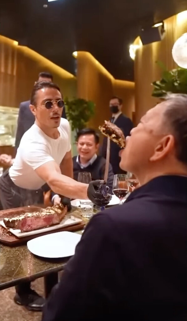 2021年一段YouTube影片顯示，蘇林在倫敦被名廚「撒鹽哥」餵食牛肉。蘇林最終挺過了這場風波。