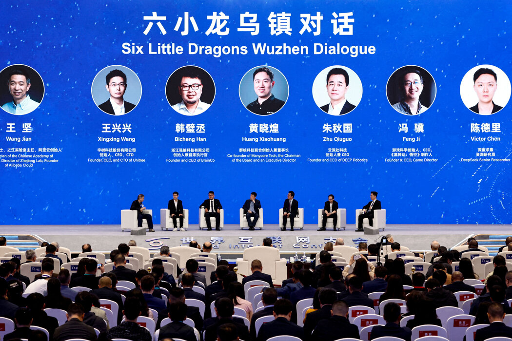 中國正推動其人工智慧企業加快發展步伐,要超越國際競爭對手,也要遵守一套複雜的規則體系。