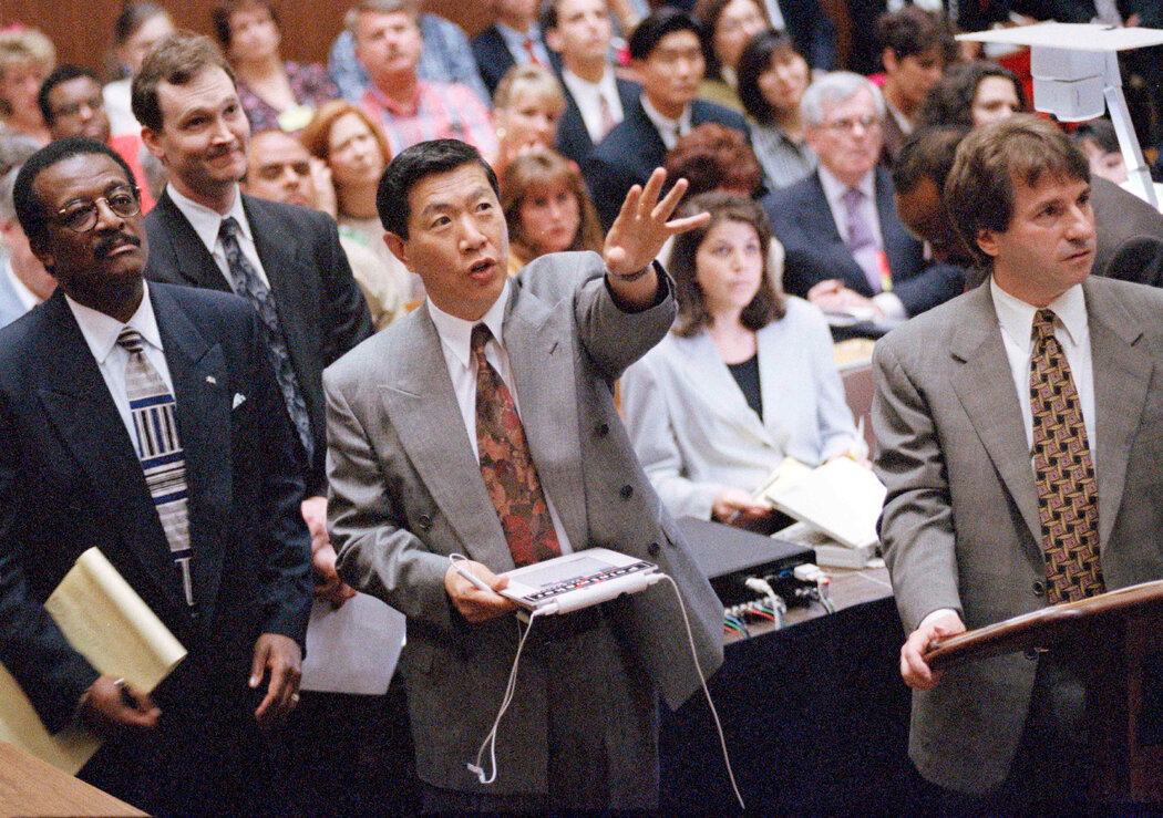 1995年辛普森案審判中,李昌鈺為辯方出庭作證。