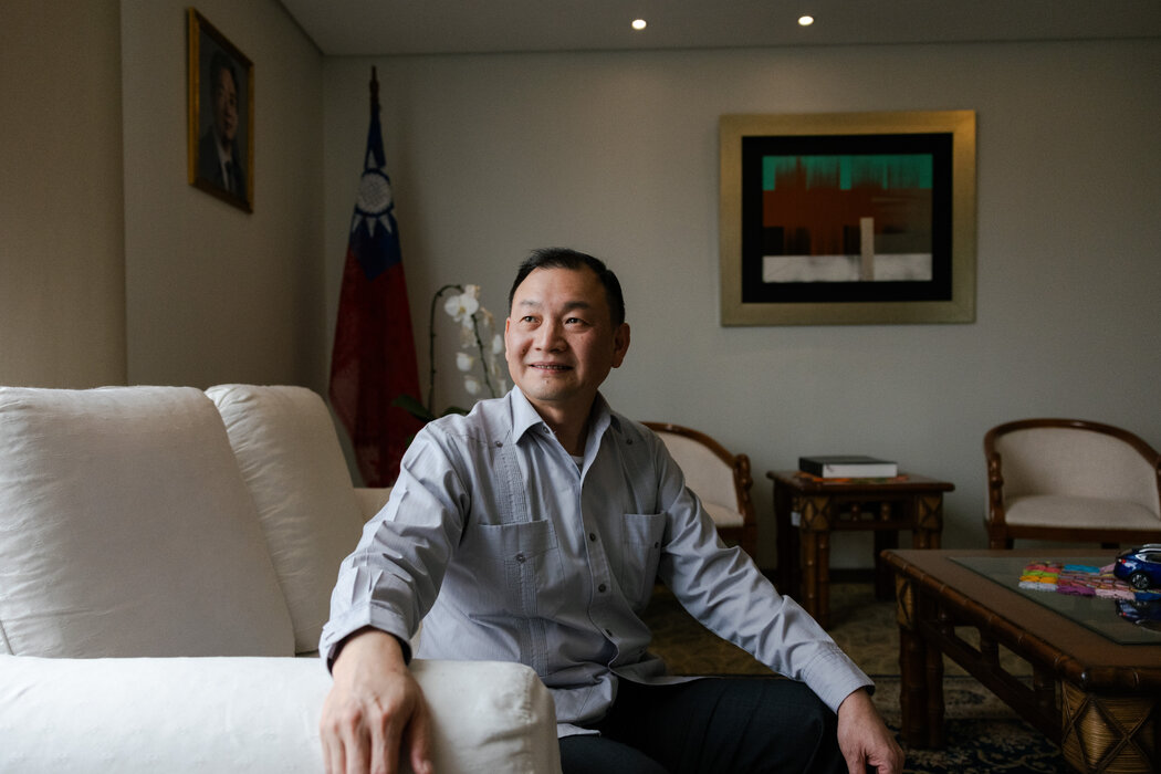 台灣駐亞松森大使韓志正。他表示,批評者有時會誤解台灣對巴拉圭政府捐款的目的。
