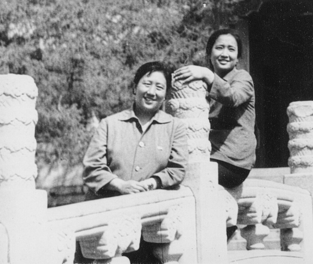 夏德鴻和張戎,攝於1978年。張戎最後一次見到母親是在2018年。