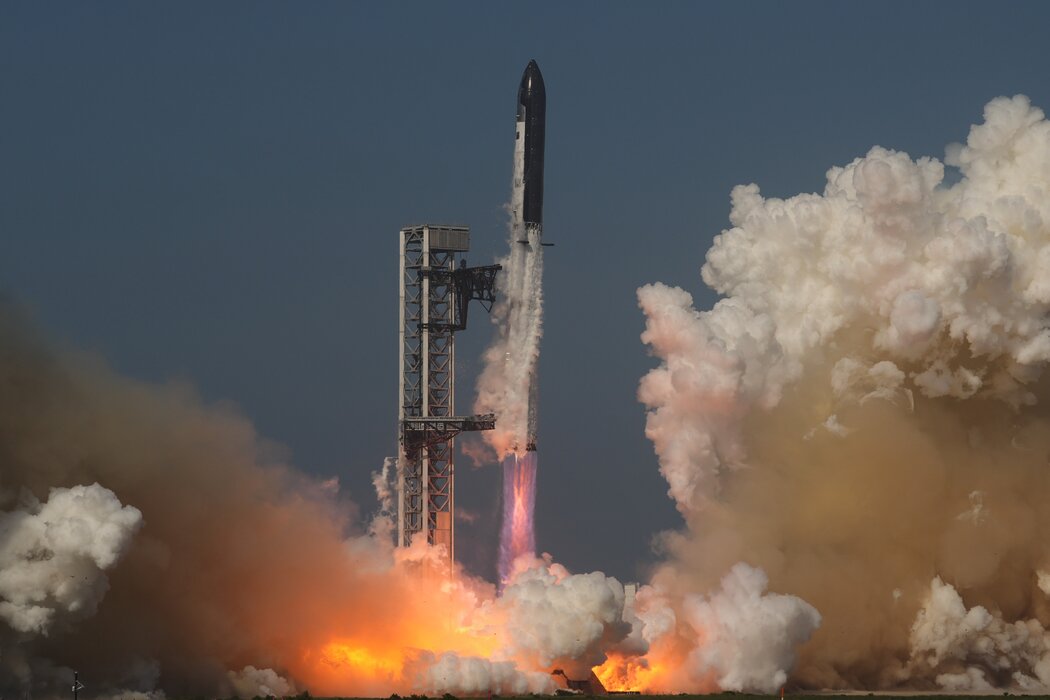 上個月，SpaceX的「星艦」火箭在得克薩斯州的星港基地試飛升空。