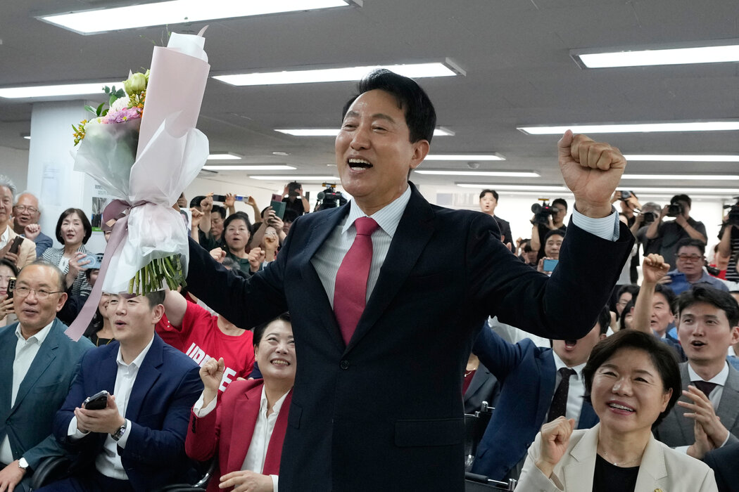 「首爾市民再次堅定地確立了民主的基本原則：制衡，」連任首爾市長的吳世勛在週四表示。
