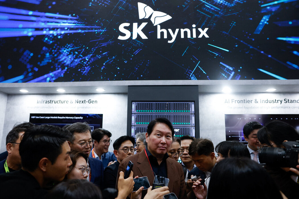 SK海力士母公司SK集團董事長崔泰源在Computex展會上露面。