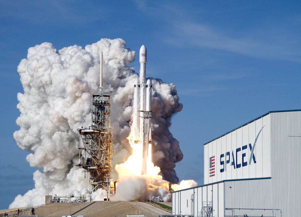 SpaceX將首次公開募股的發行價定為每股135美元，公司估值因此達到1.77萬億美元。部分投資者對這一估值是否合理持懷疑態度。