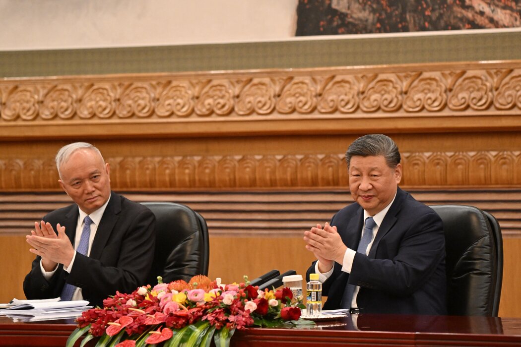 習近平與蔡奇去年在北京。