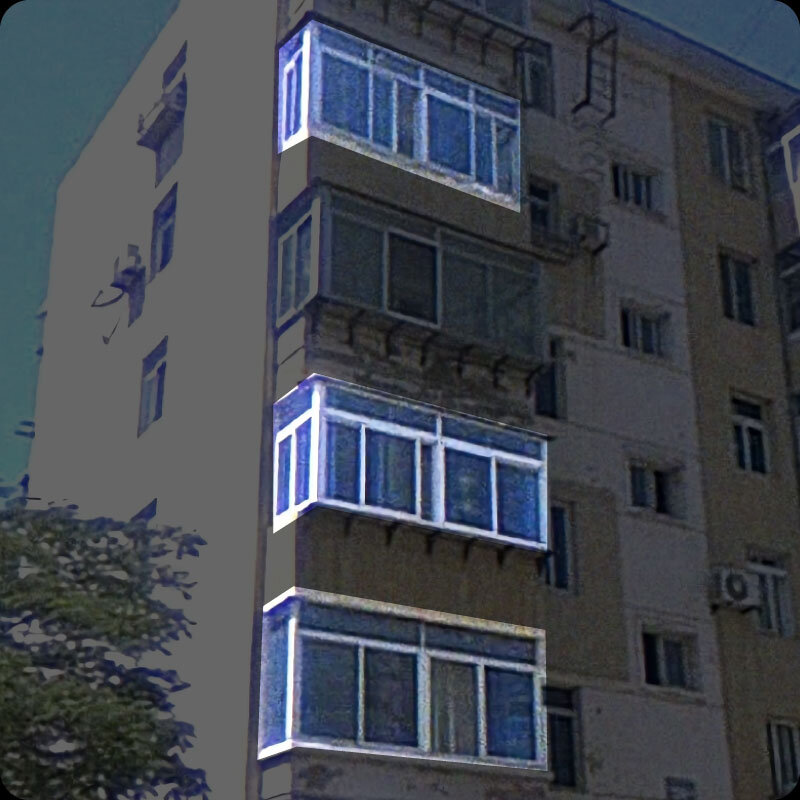 藍色的窗戶在21世紀初的中國家庭住宅中很常見。