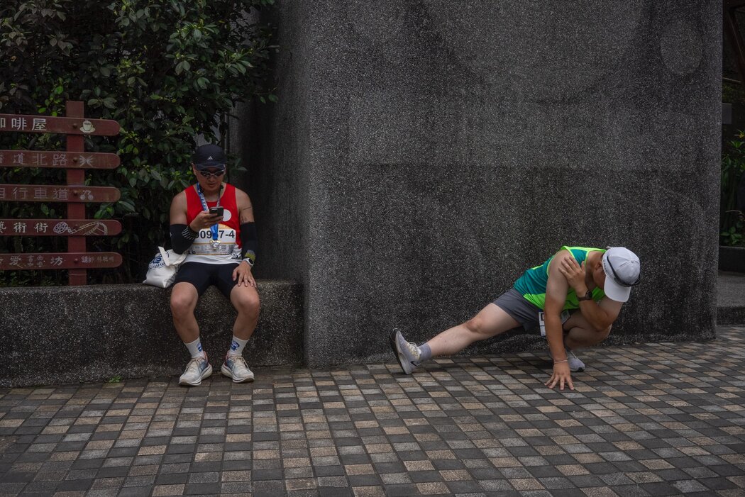 安芬尼·黃4月在新北市參加馬拉松賽，他玩生存類遊戲有近20年的時間。