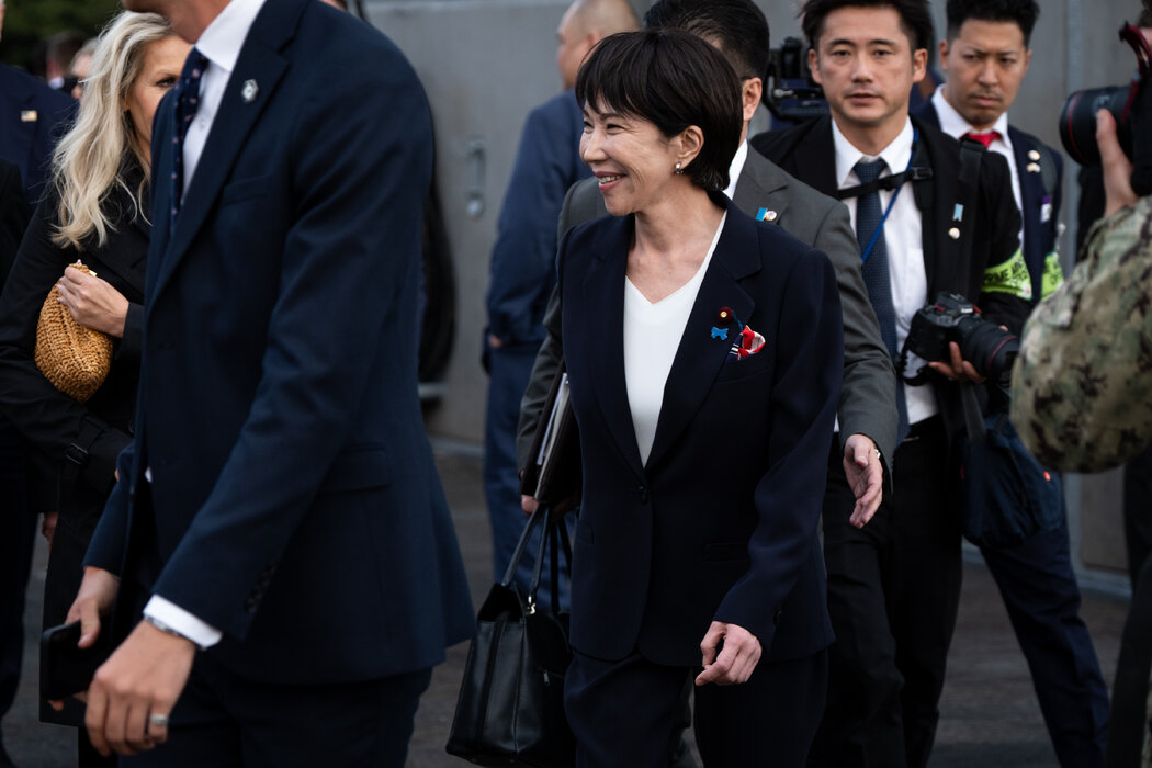 在日本與中俄朝緊張局勢不斷升級之際,高市早苗一直試圖將自己塑造成安倍晉三政治遺產的繼承人。