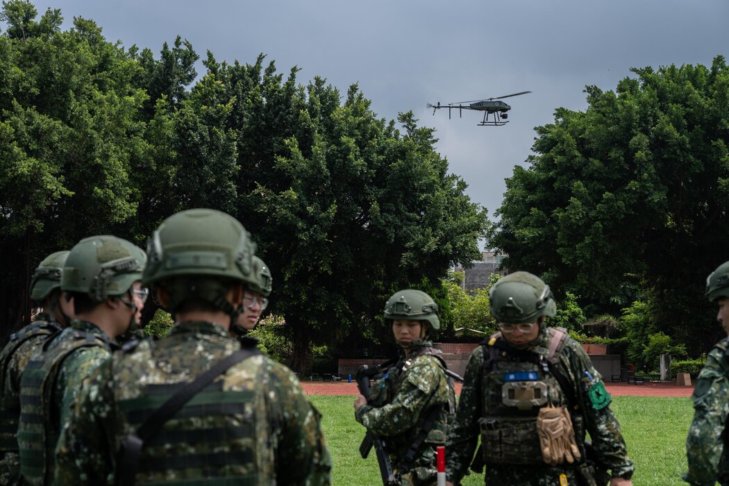 漢光演習期間,台灣軍隊演練使用無人機進行偵察。