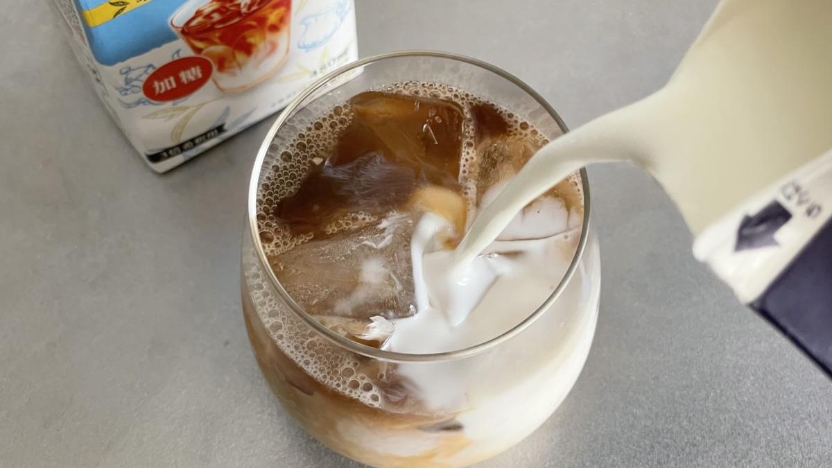「三井農林 日東紅茶 原創奶茶基底 480ml」