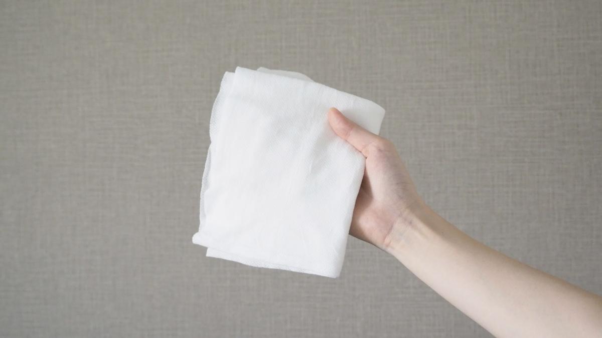 ダイソー「備蓄用ウェットボディタオル」