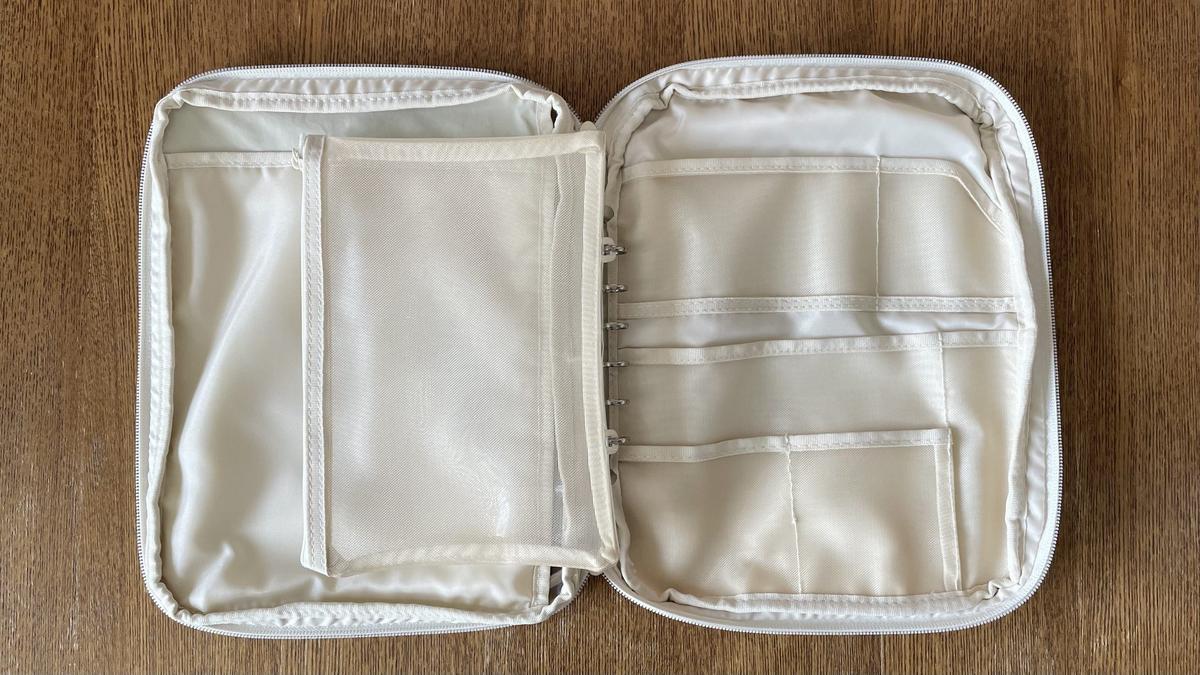 無印良品「可選口袋的收納盒 A5寬」