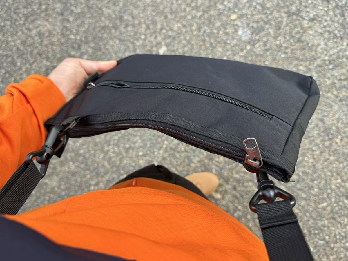 Workman「基本款錨型N斜挎包」