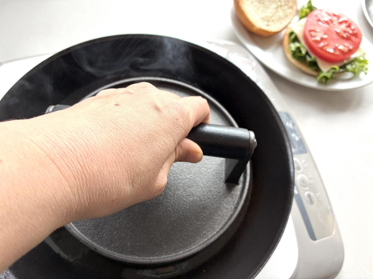 AmazonBasics 肉壓圓型