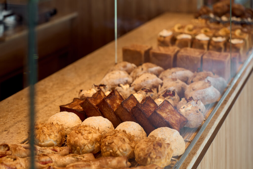 BREAD,ESPRESSO &正式插旗台北！來自東京表參道的傳說級Mou吐司、鐵板法式吐司，西門町就能吃到