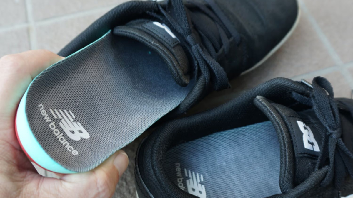 散步不再累!換上「New Balance 鞋墊」讓腳感舒適大升級