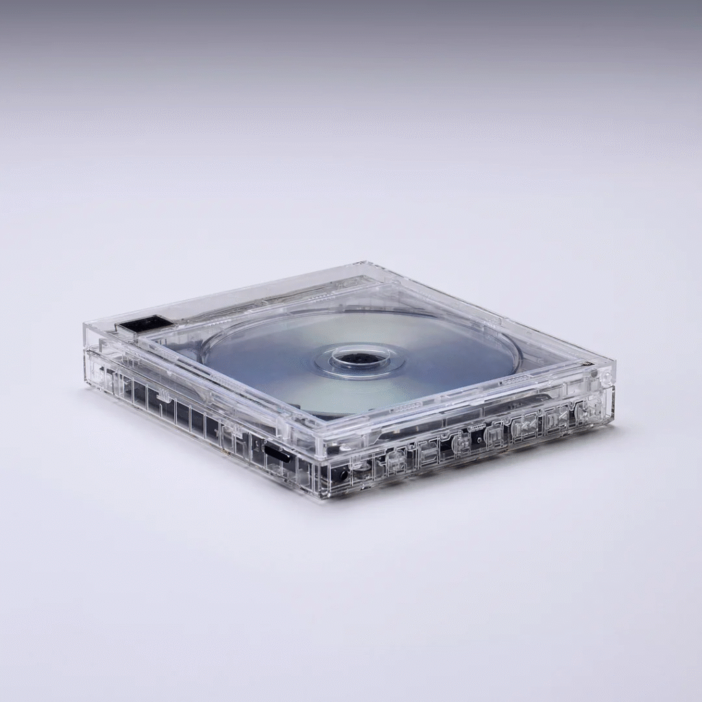 兼具設計與實用性,透明感滿分的便攜CD播放器「NEW Instant Disk Audio-CP1 Clear」