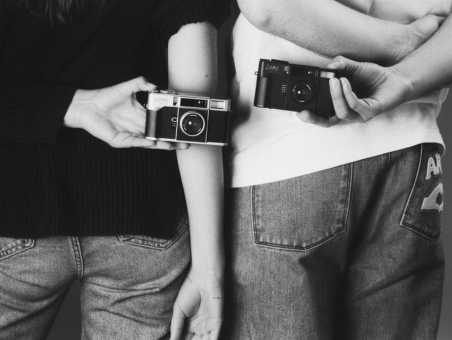 Lomography推出全新底片相機「Lomo MC-A」：三種拍攝模式、經典曝光功能，重新喚醒攝影的自由與溫度