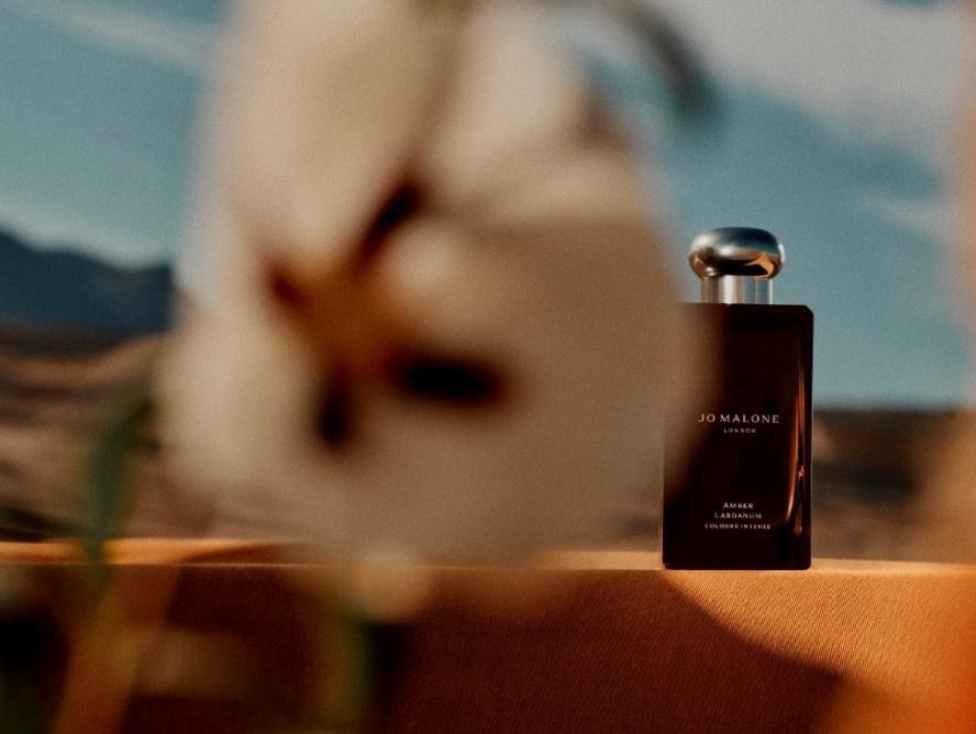 收藏安達盧西亞的金黃日落,一款為夜晚而生的溫暖木質調:Jo Malone London「琥珀與岩薔薇芳醇香水」