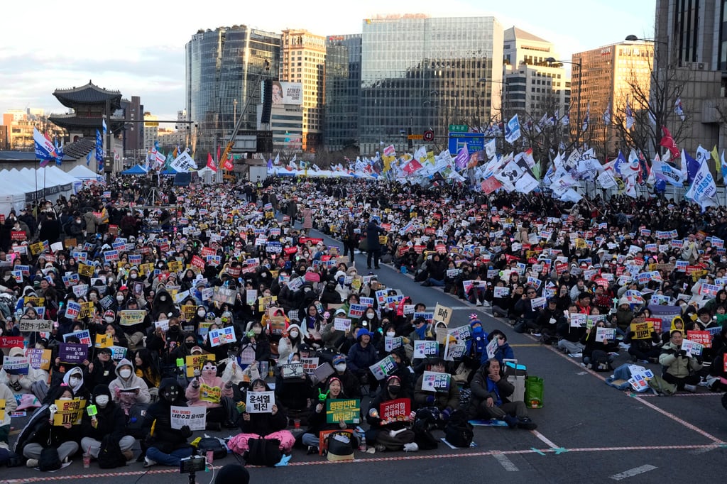 Protesters stage a rally demanding the immediate indictment of impeached South Korean President Yoon, in Seoul, South Korea, on Saturday. Photo: AP
