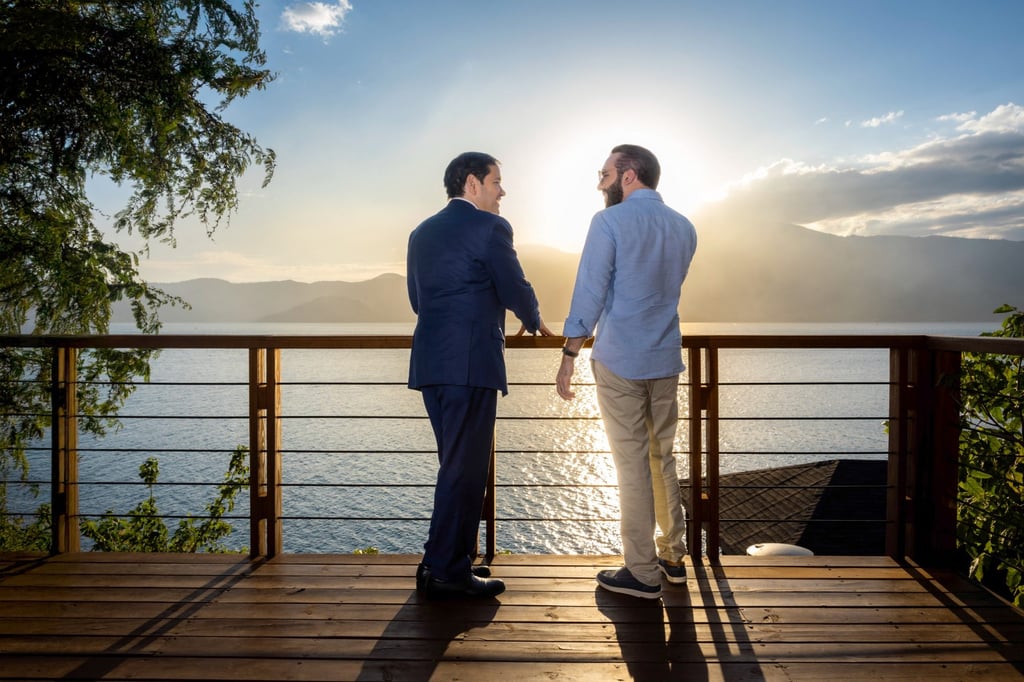 US Secretary of State Marco Rubio (left) meets El Salvador’s President Nayib Bukele at his residence in Lake Coatepeque on Monday. Photo: El Salvador’s Presidency Press Office/AFP