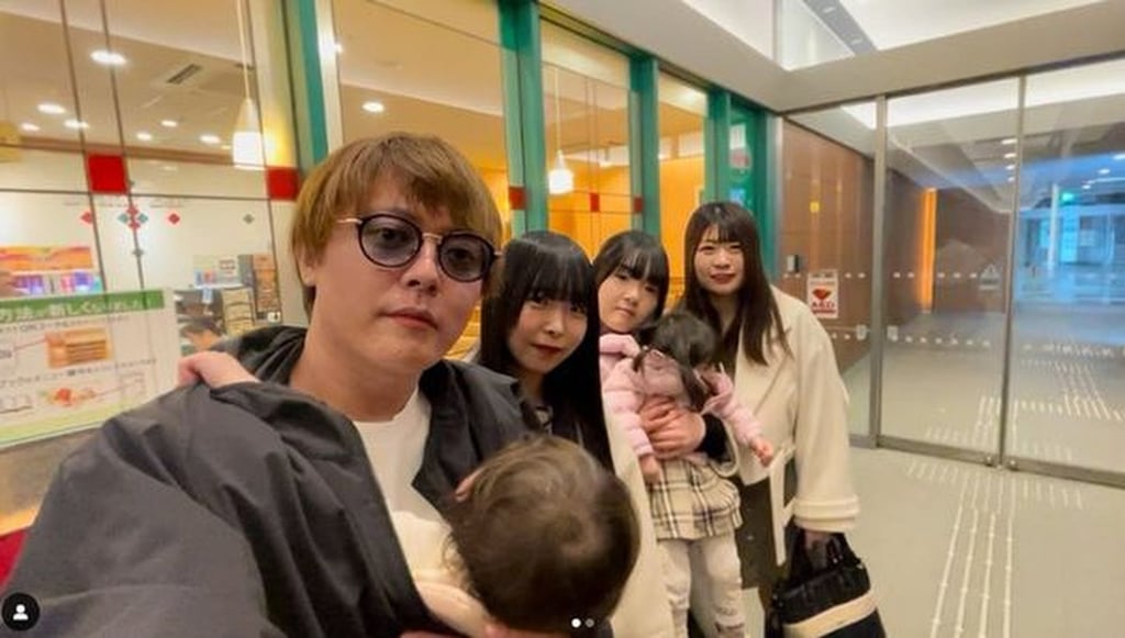 Ryuta Watanabe with some of his wives and children. Photo: Instagram/watanaberyuta_official