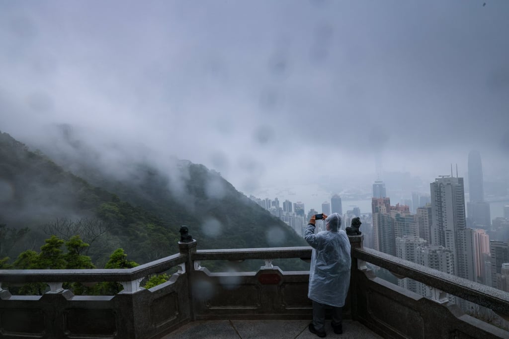 A cold front is expected to move across southern China on Saturday and bring showers to the region. Photo: Nora Tam
