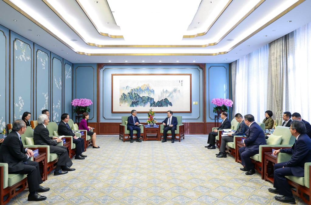 Xia Baolong has said universities in Hong Kong should strengthen their role in advancing technology. Photo: Handout