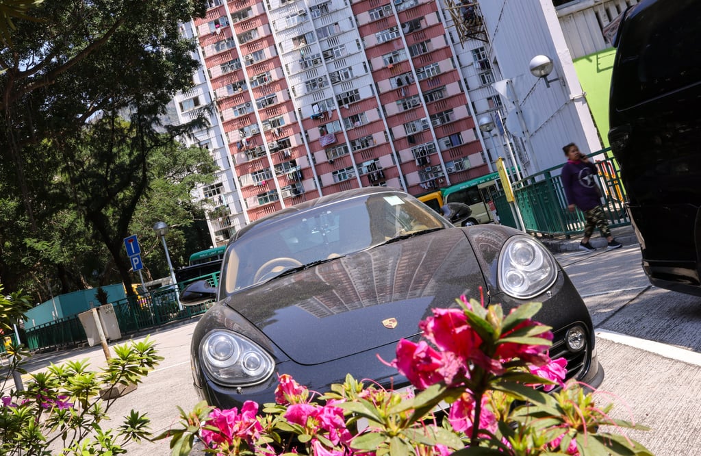 The Housing Authority has approved the government’s plan to raise the rent of well-off tenants in public flats by up to 2.25 times the existing amount. Photo: Nora Tam