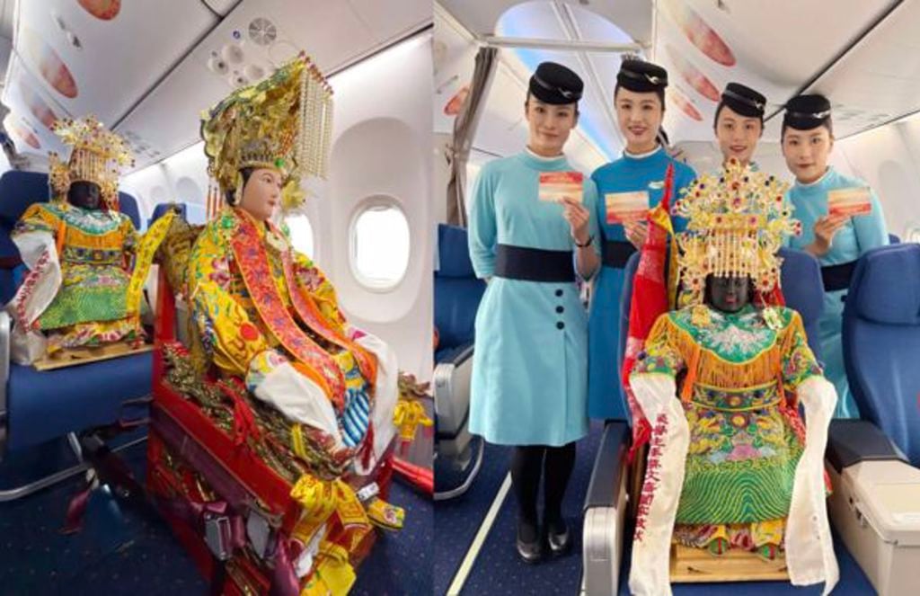 The airline’s flight attendants made sure the statues “enjoyed” their trip to the full. Photo: Handout