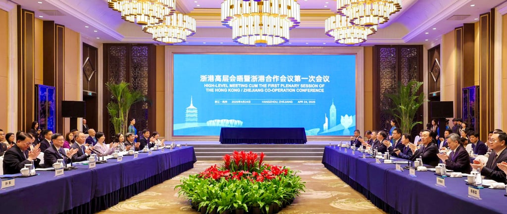 Hong Kong and Zhejiang officials in Hangzhou. Both sides have signed a deal covering 13 areas and 51 projects. Photo: Handout