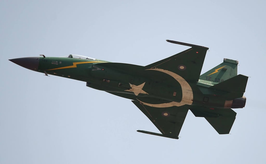 A Pakistani JF-17 aircraft flies over Islamabad. Photo: AFP