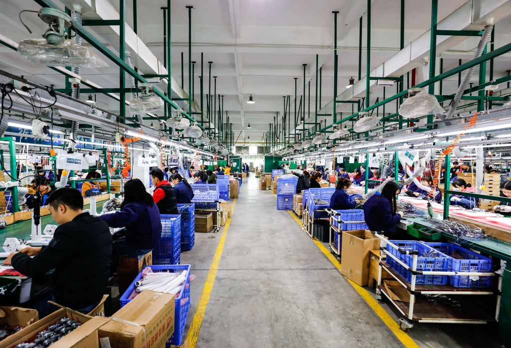 The factory security guard was required to work around the clock and had no days off. Photo: Shutterstock