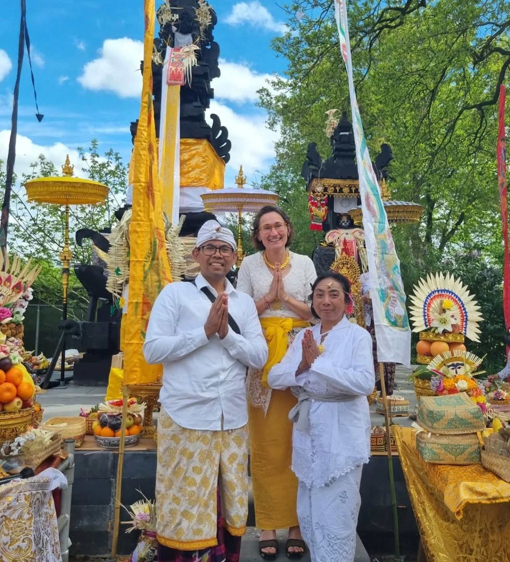Close to 300 Balinese Hindus attended the opening of Pura Shanta Citta Bhuwana in the Netherlands. Photo: Instagram/@tamanindonesia