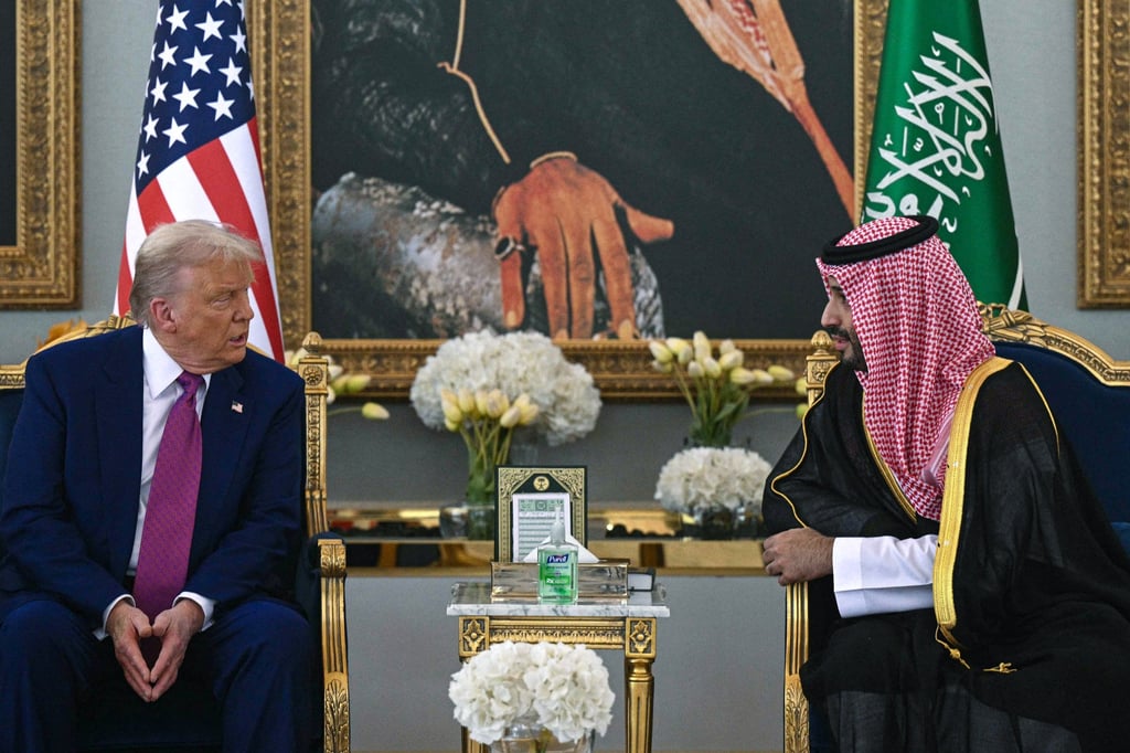 Saudi Crown Prince Mohammed bin Salman (right) meets with US President Donald Trump in Riyadh on Tuesday. Photo: AFP