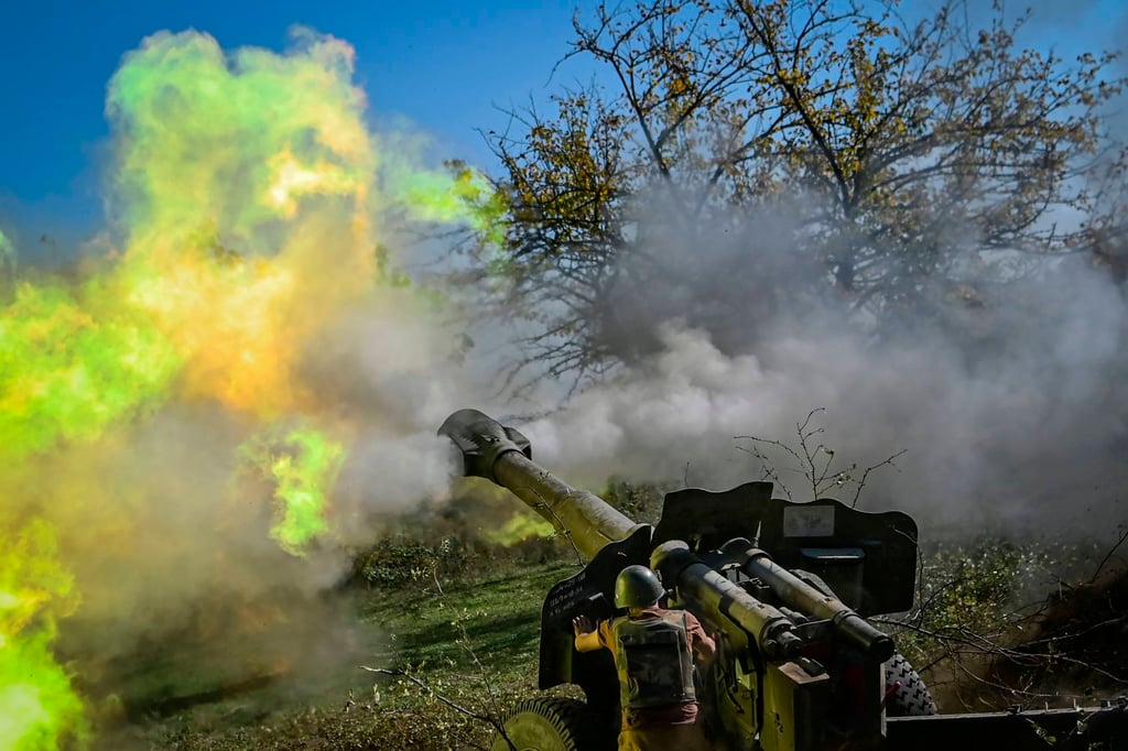 An Armenian soldier fires artillery on the front line amid fighting between Armenian and Azerbaijani forces over the breakaway region of Nagorno-Karabakh in 2020. Photo: AFP