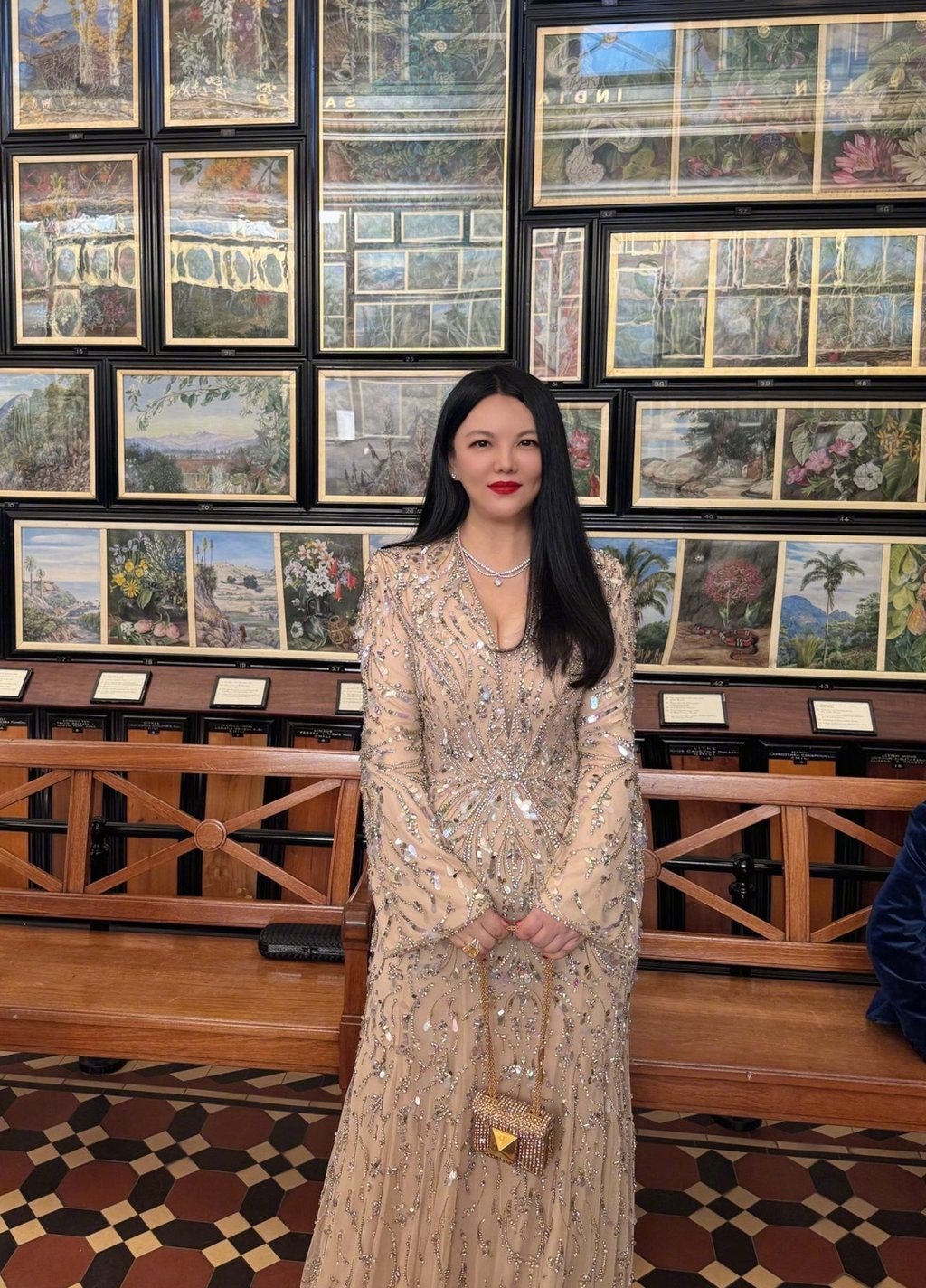 Television celebrity Li reportedly owns a villa in Beijing worth US$7 million. Photo: Weibo
