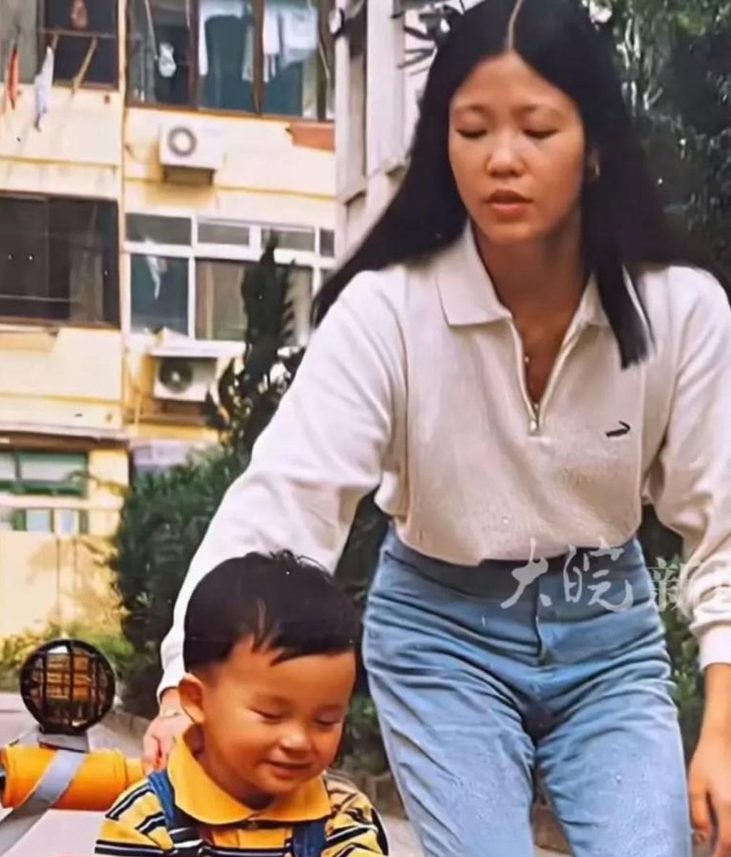 Tang with little Wang Lei. The boy was taken away from her by a man she was trying to help. Photo: Handout