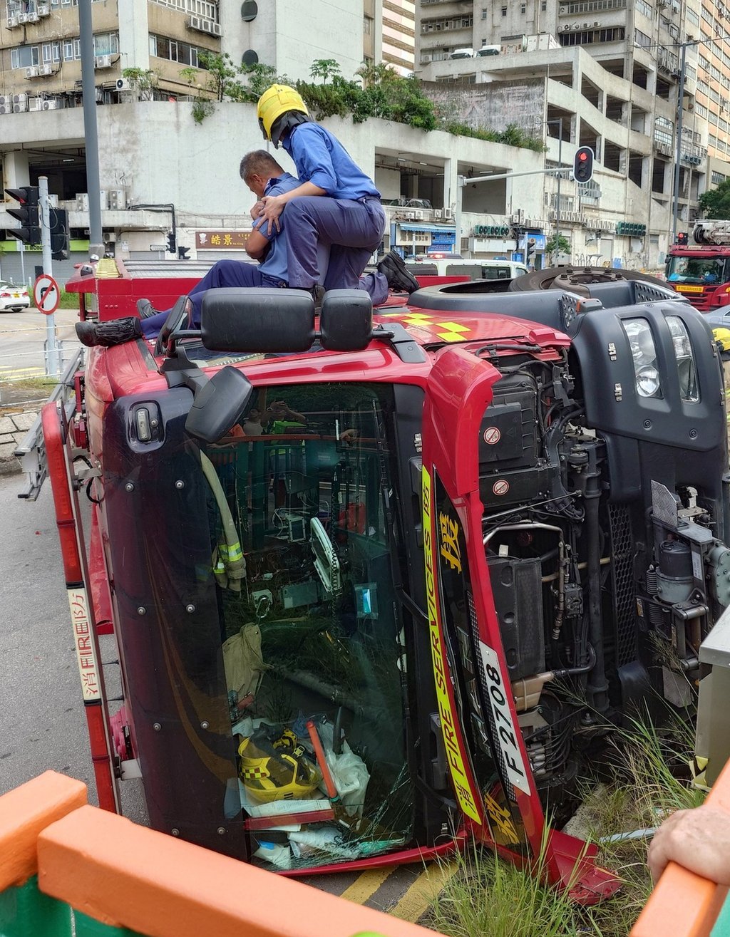 Authorities say five firefighters were hurt in the accident. Photo: Sam Tsang