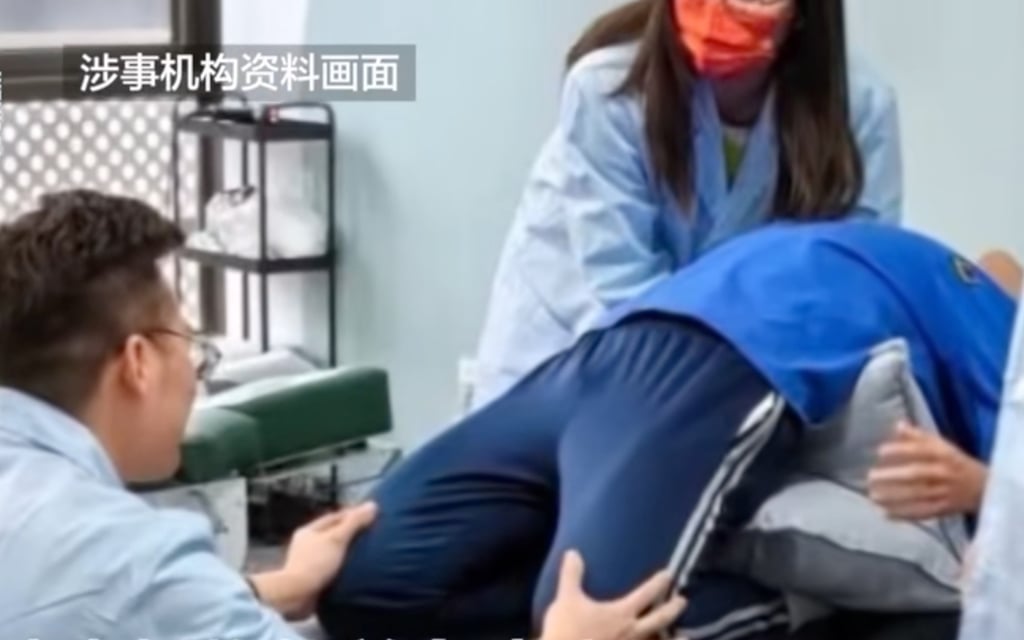 Huang underwent regular body lengthening therapy over a six-month period. Photo: QQ.com