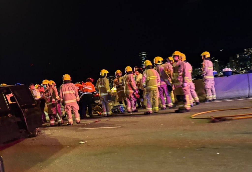 Police say that the two private cars collided on the Kwun Tong Bypass at 11.05pm on Sunday. Photo: Handout