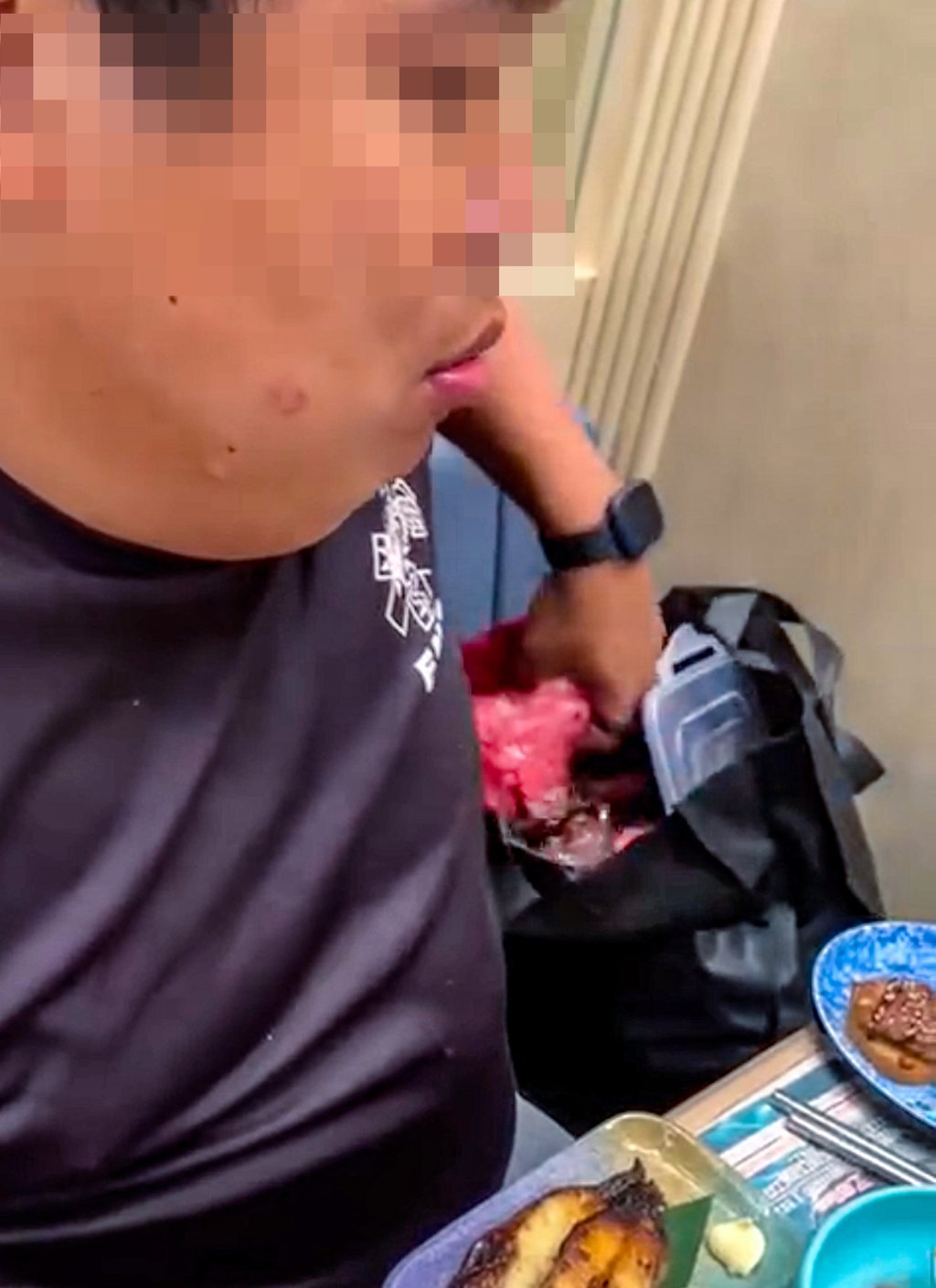 Footage shows the pair had tried to take home seafood, beef slices and instant noodles. Photo: Handout