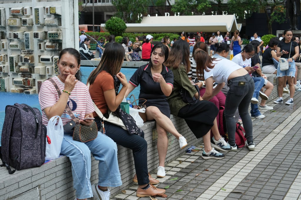 The monthly food allowance for helpers will remain unchanged at no less than HK$1,236 if employers do not provide free food, according to the government. Photo: Sun Yeung
