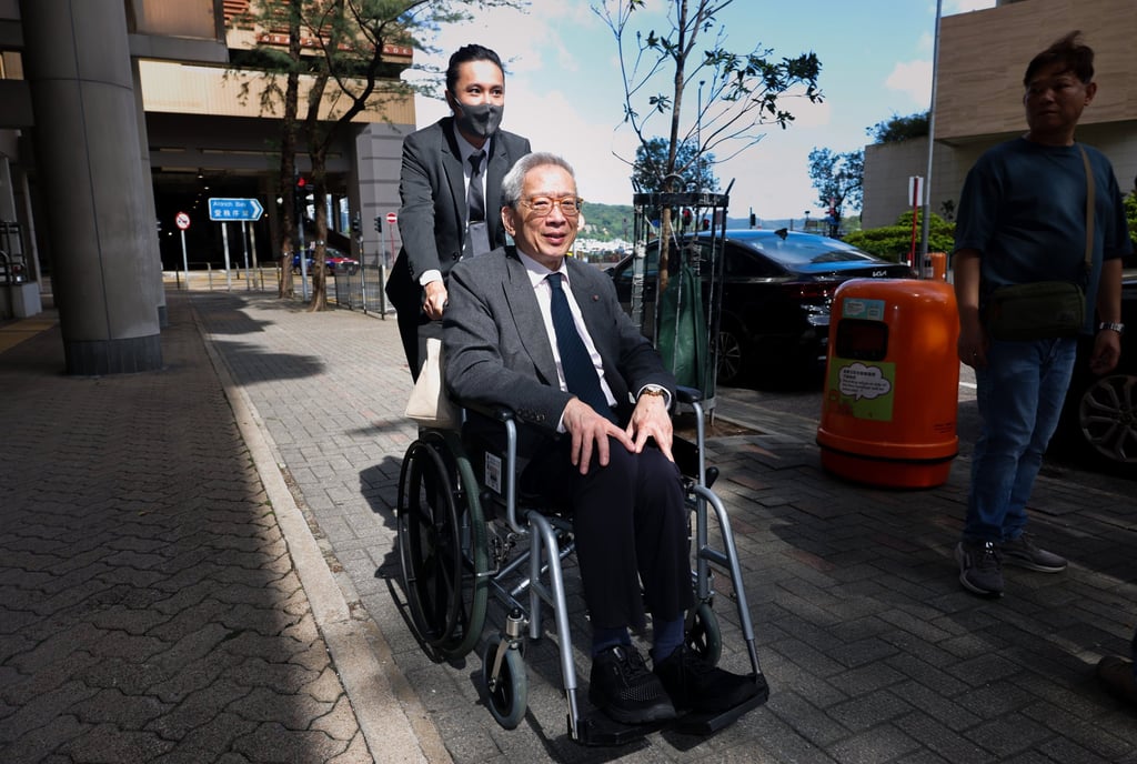 Senior Counsel Alan Hoo arrives at Eastern Court. Photo: Dickson Lee