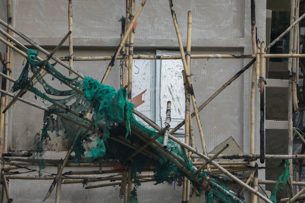 Windows on buildings in Wang Fuk Court were covered with styrofoam. Photo: Karma Lo